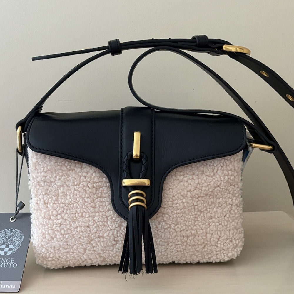NWT Vince Camuto Black and Cream Crossbody Bag - Picture 3 of 8
